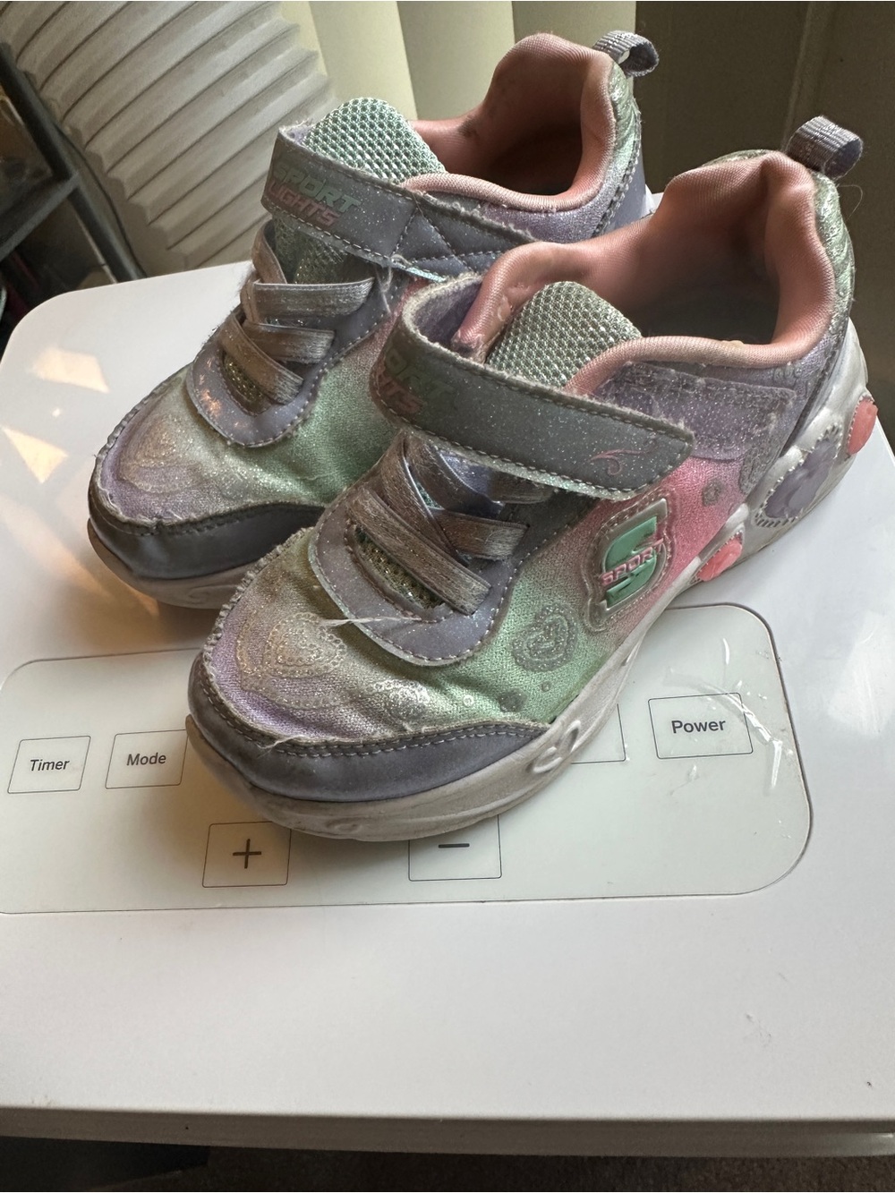 Sketchers size 10 sneakers used